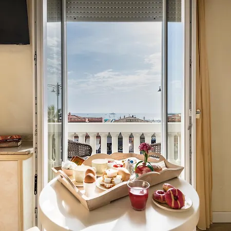 Hotel London Viareggio