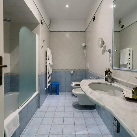 Hotel London Viareggio