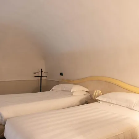 伦敦酒店 3*