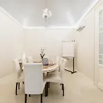 London 3* Виареджо