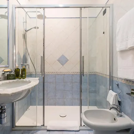 London Hotel Viareggio