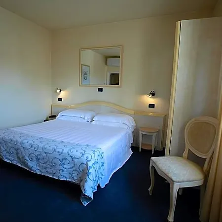 Hotel London Viareggio