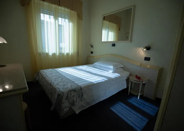 London Hotel Viareggio