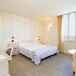 Hotel London