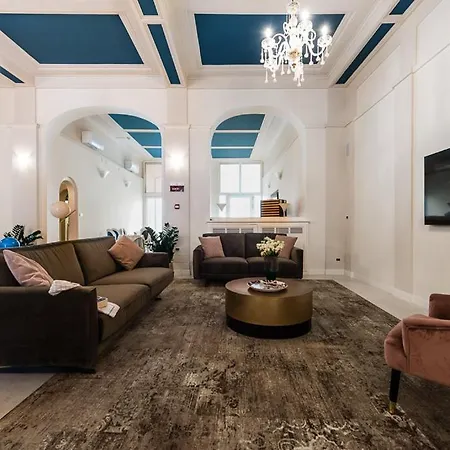 Hotel London 3*
